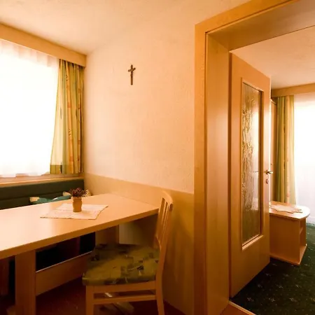 Haus Bernardes * Fiss