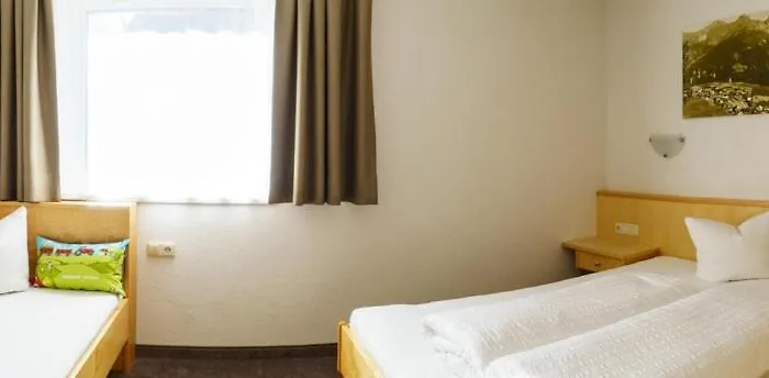 Haus Bernardes * Fiss